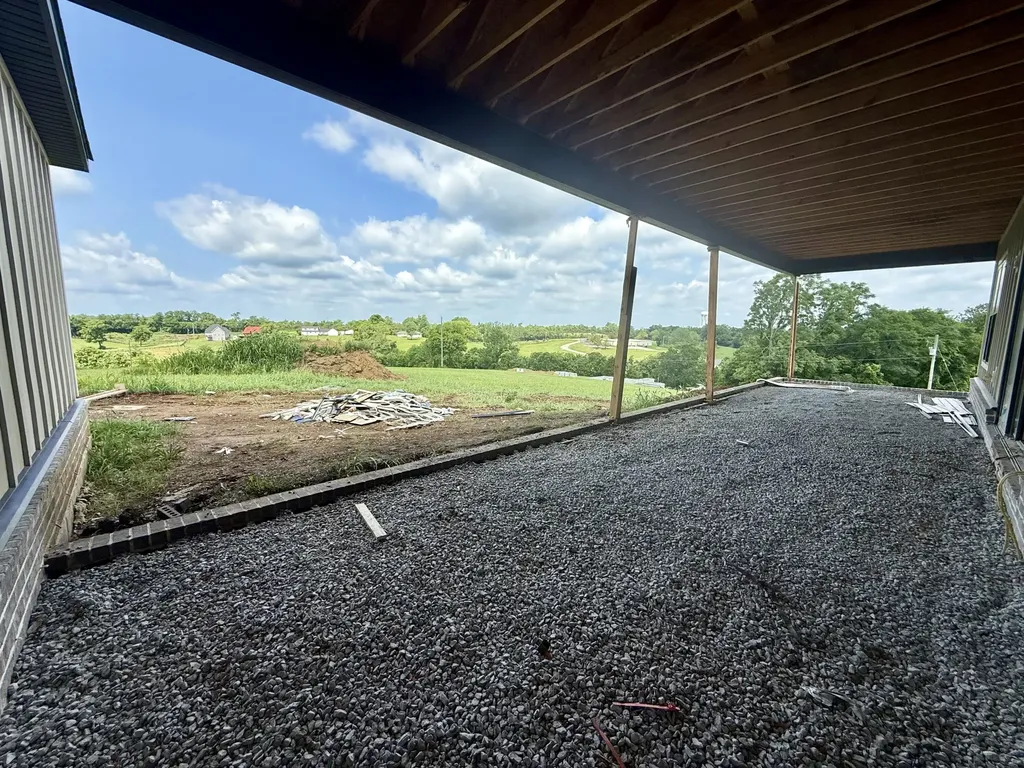 2006 West Court Richmond KY 40475
