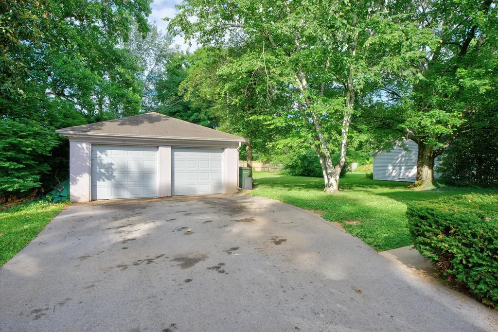 1928-1930 Fontaine Road Lexington KY 40502
