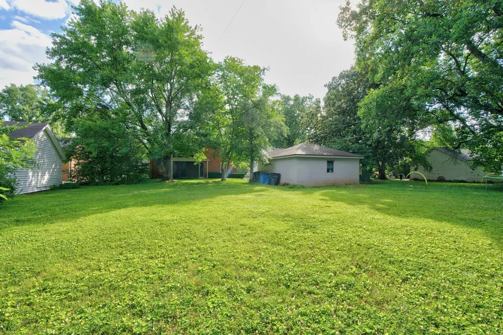 1928-1930 Fontaine Road Lexington KY 40502