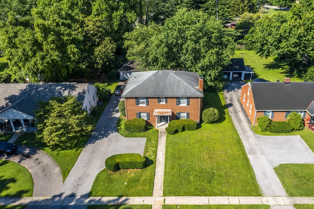 1928-1930 Fontaine Road Lexington KY 40502
