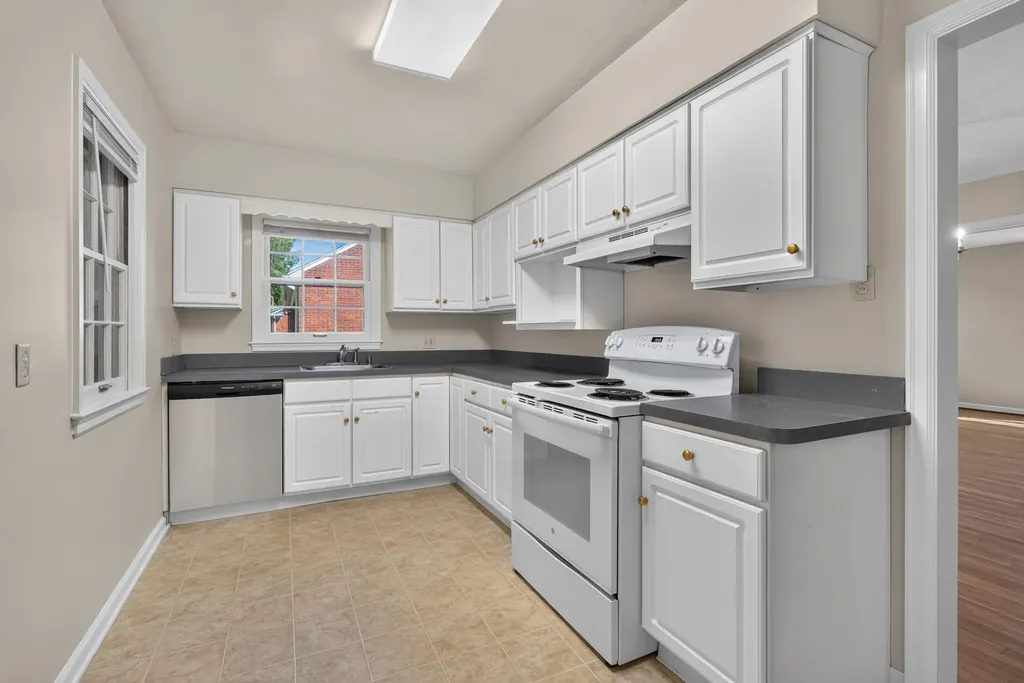 1928-1930 Fontaine Road Lexington KY 40502