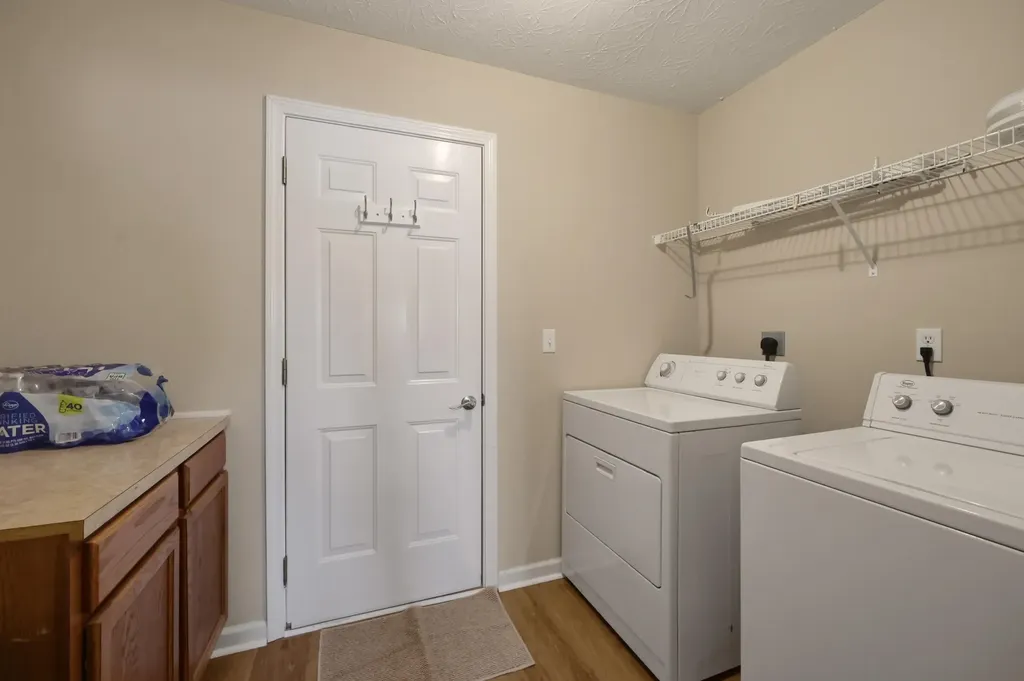 3944 Winthrop Drive Lexington KY 40514