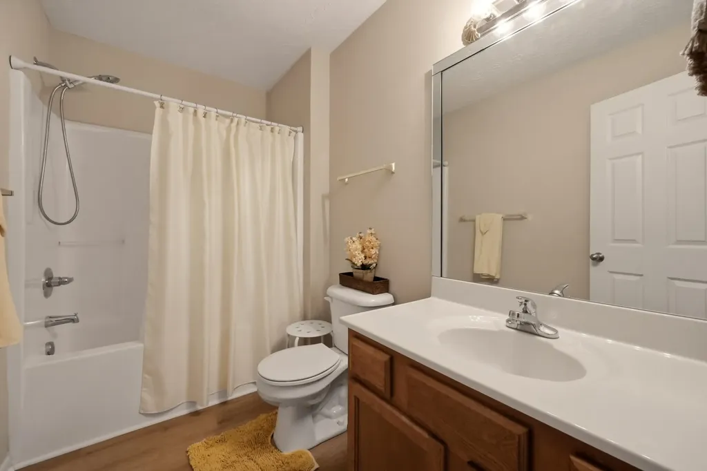 3944 Winthrop Drive Lexington KY 40514