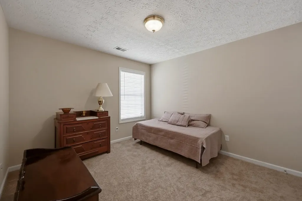 3944 Winthrop Drive Lexington KY 40514