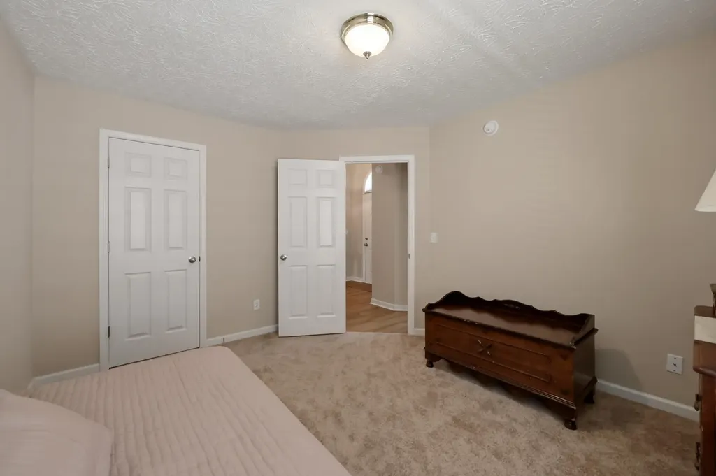 3944 Winthrop Drive Lexington KY 40514