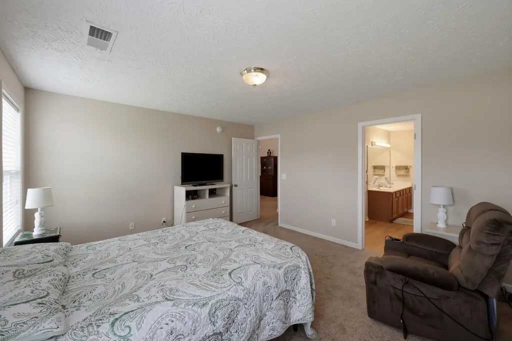 3944 Winthrop Drive Lexington KY 40514
