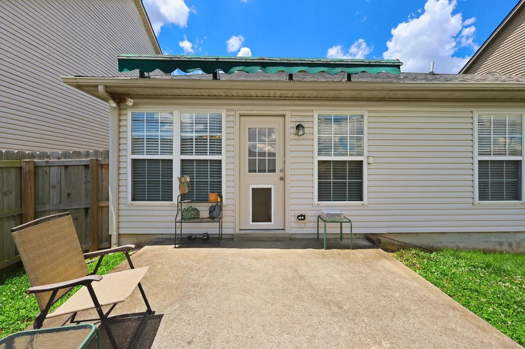 3944 Winthrop Drive Lexington KY 40514