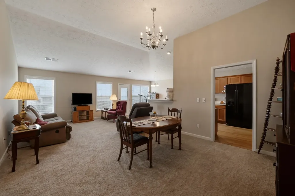 3944 Winthrop Drive Lexington KY 40514