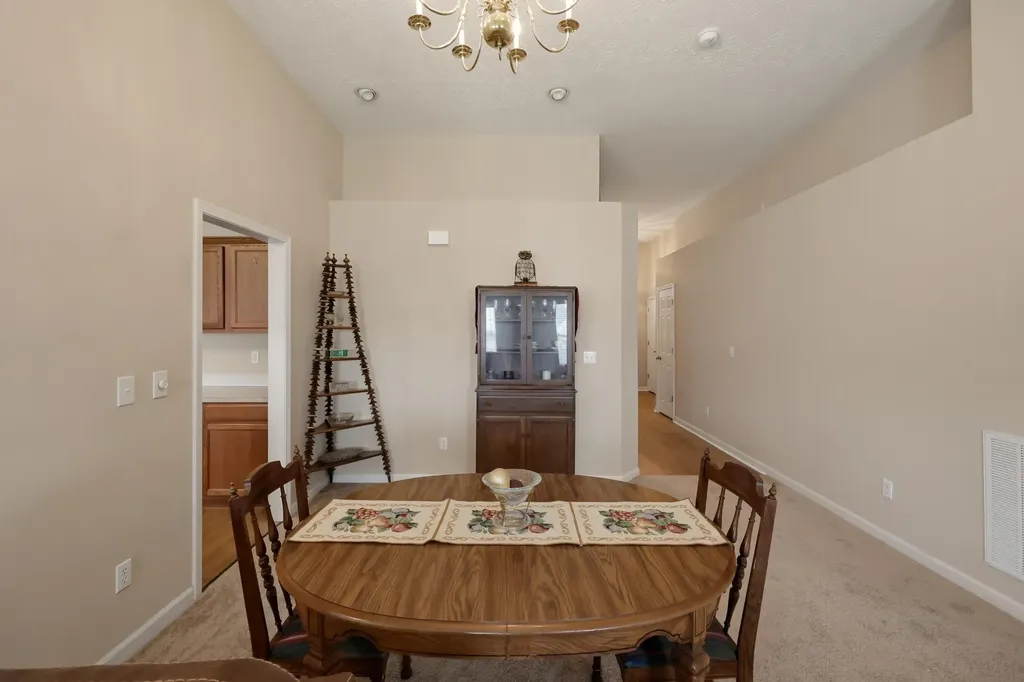 3944 Winthrop Drive Lexington KY 40514