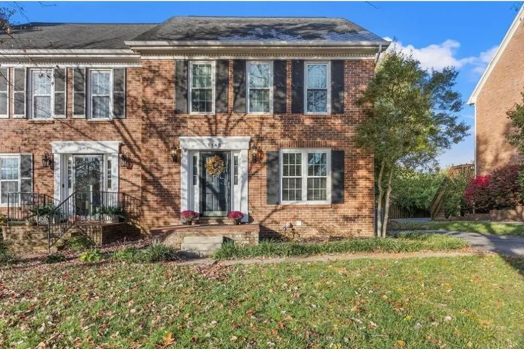 1145 Dunbarton Lane Lexington KY 40502