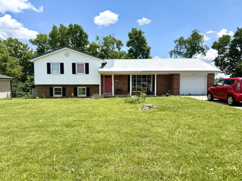521 Scenic Drive Harrodsburg KY 40330