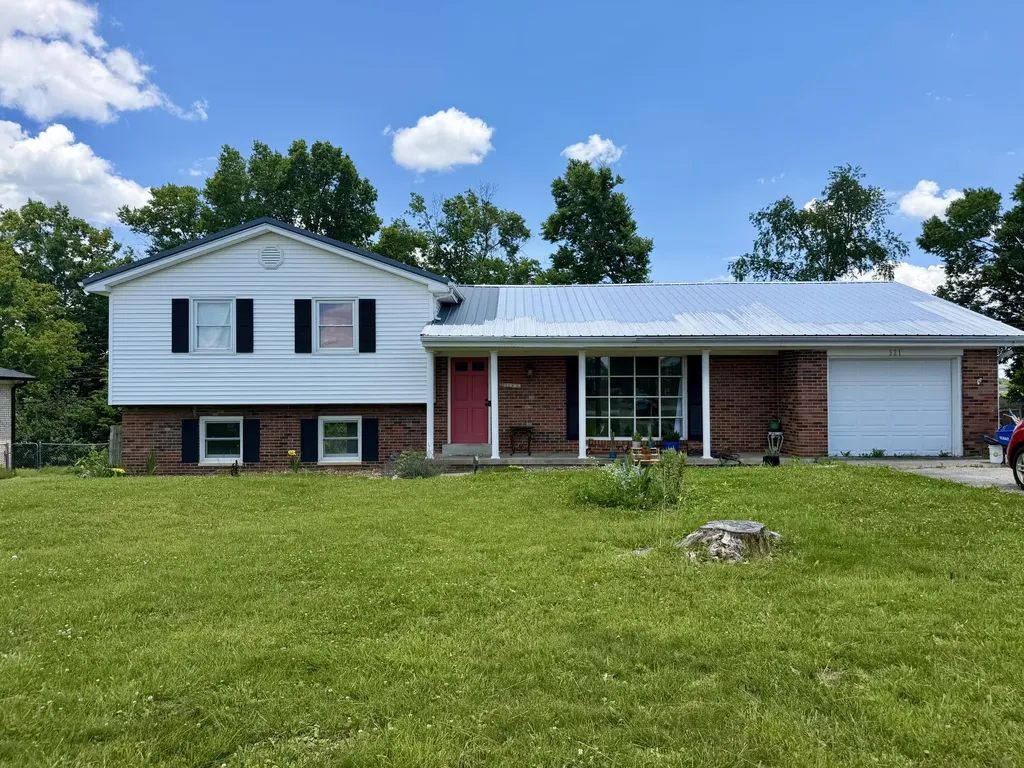 521 Scenic Drive Harrodsburg KY 40330