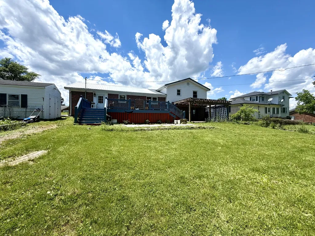 521 Scenic Drive Harrodsburg KY 40330