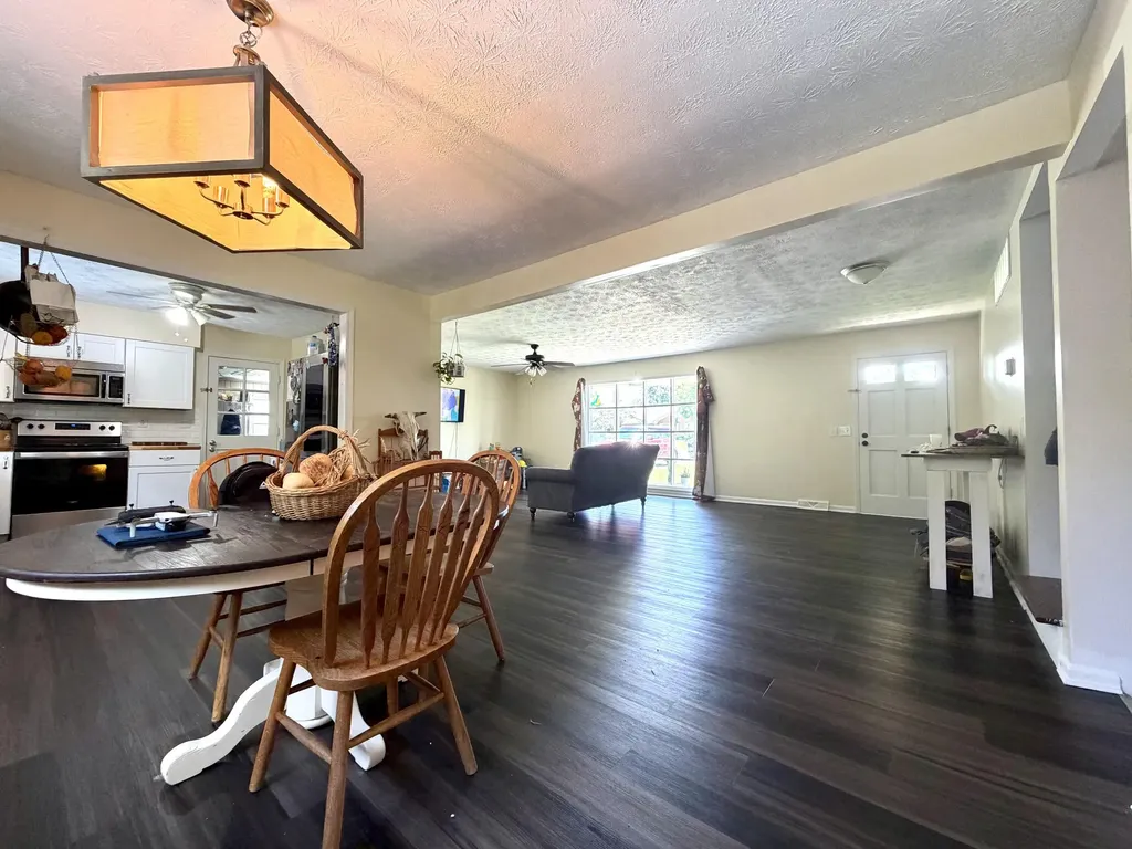 521 Scenic Drive Harrodsburg KY 40330