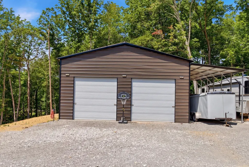 779 Narrow Gap Road Paint Lick KY 40461