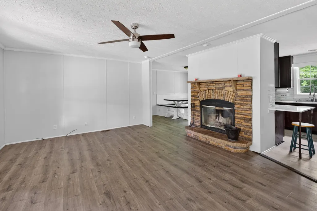 1911 Husband Road Paducah KY 42003