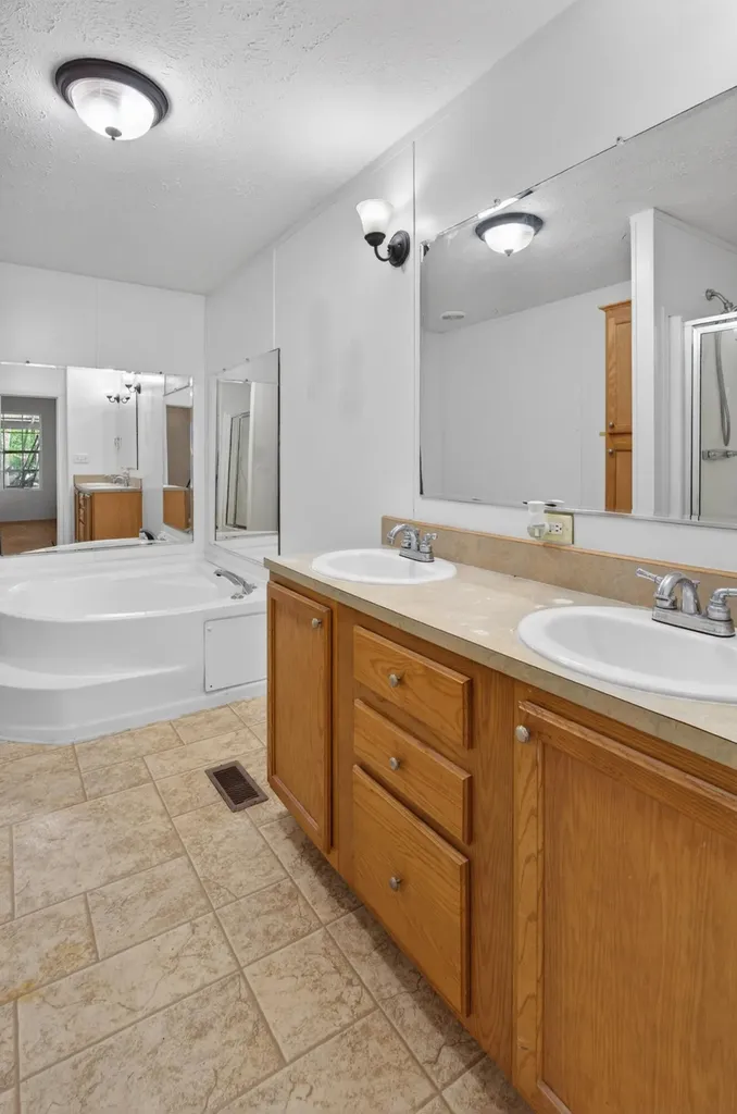 1911 Husband Road Paducah KY 42003