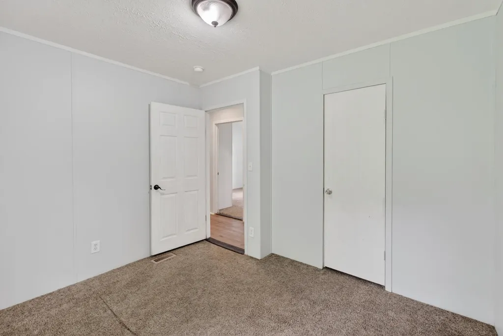 1911 Husband Road Paducah KY 42003