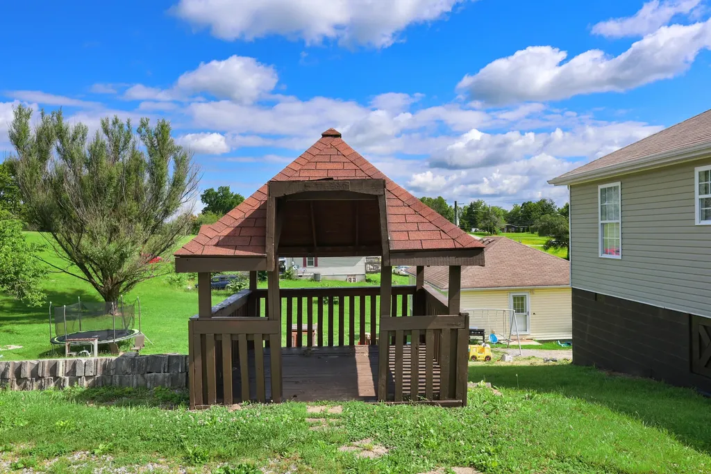 136 Rosemont Street Stanford KY 40484
