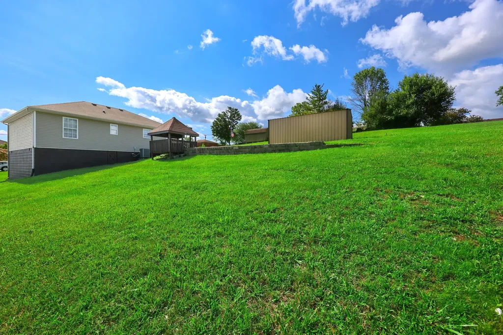 136 Rosemont Street Stanford KY 40484