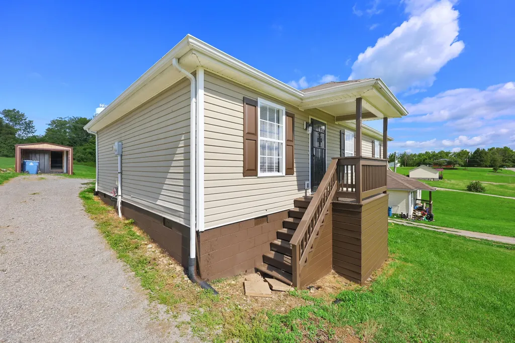 136 Rosemont Street Stanford KY 40484
