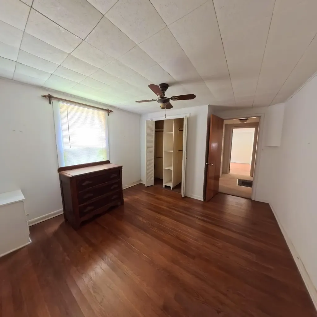 131 Peyton Avenue Irvine KY 40336