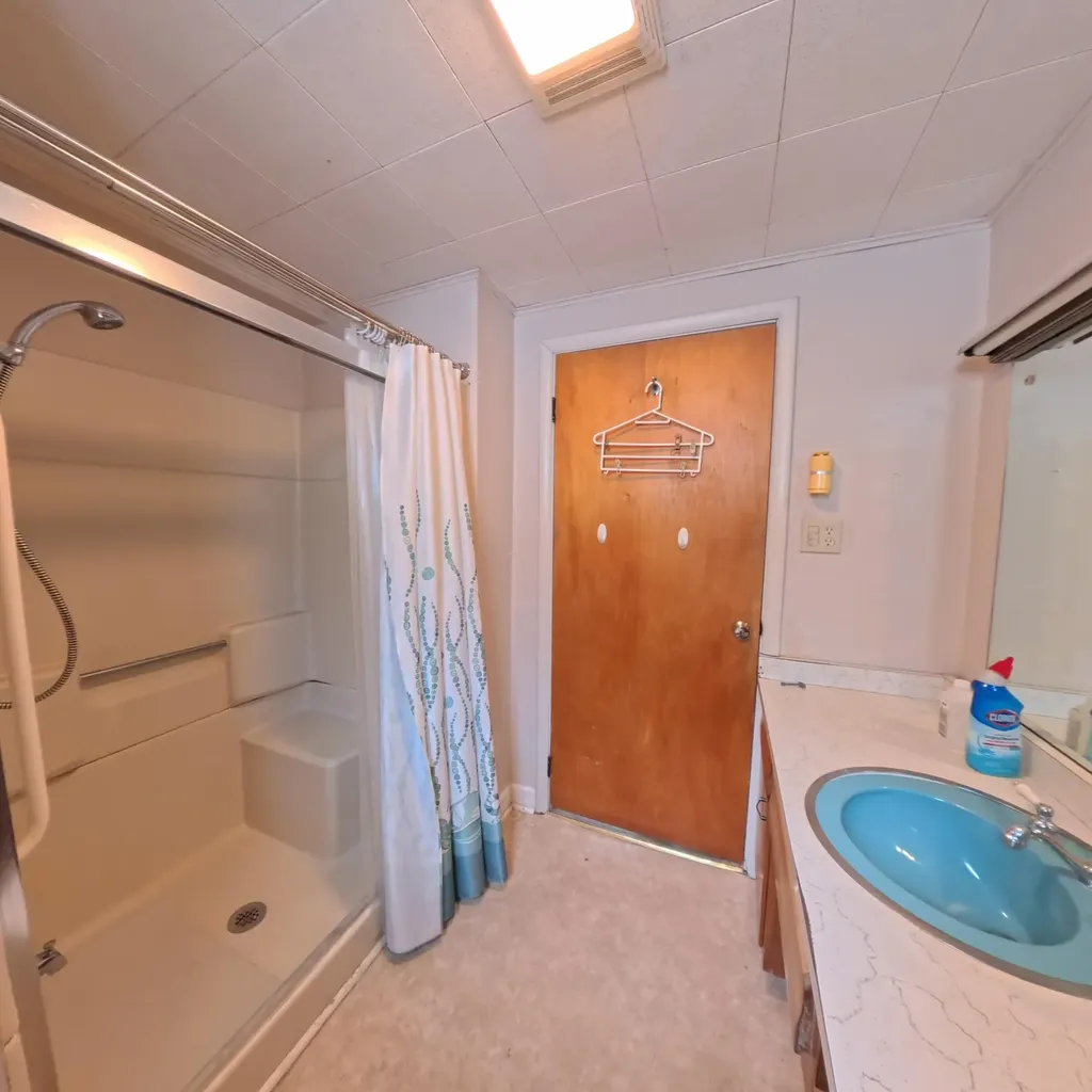 131 Peyton Avenue Irvine KY 40336