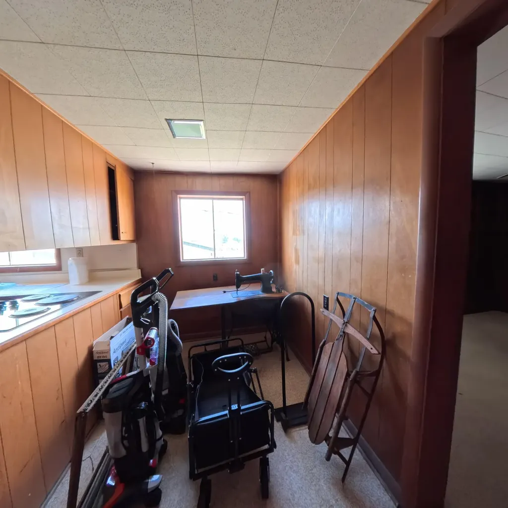 131 Peyton Avenue Irvine KY 40336
