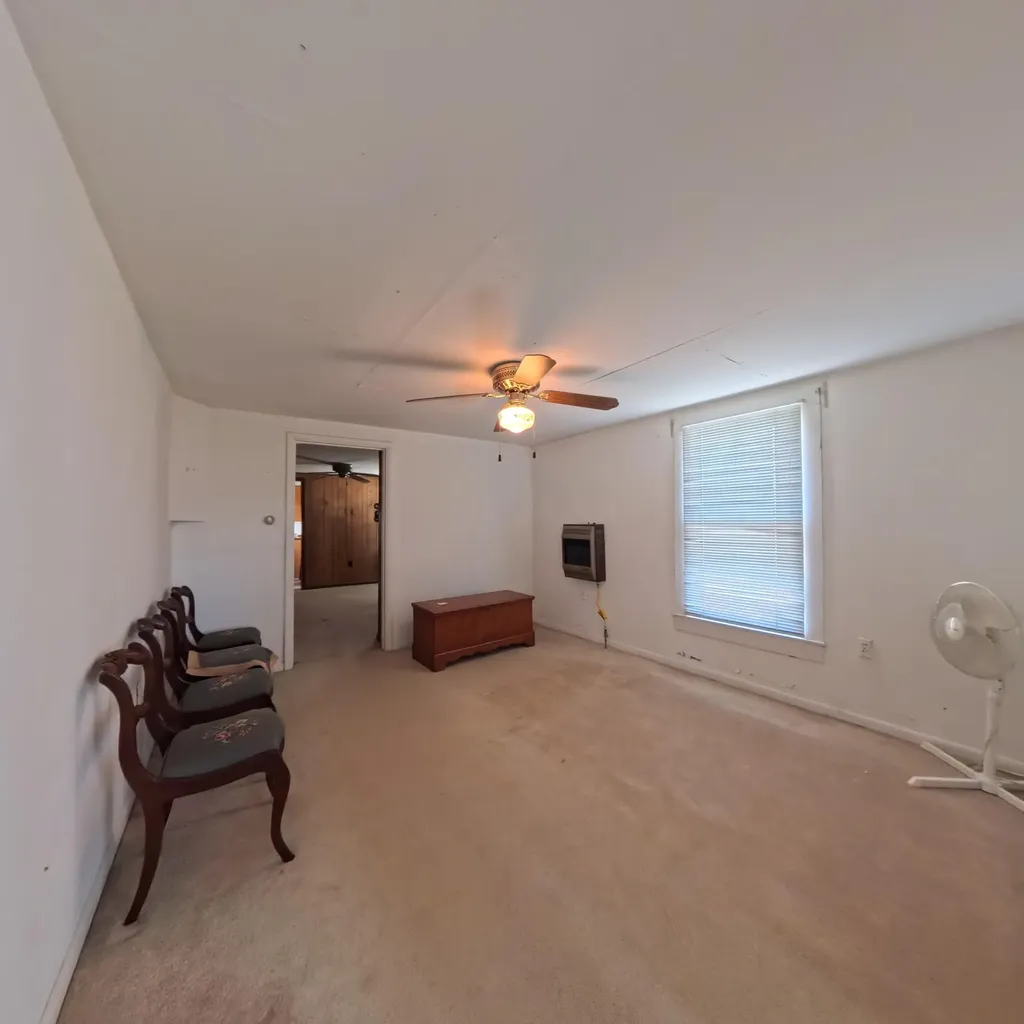131 Peyton Avenue Irvine KY 40336