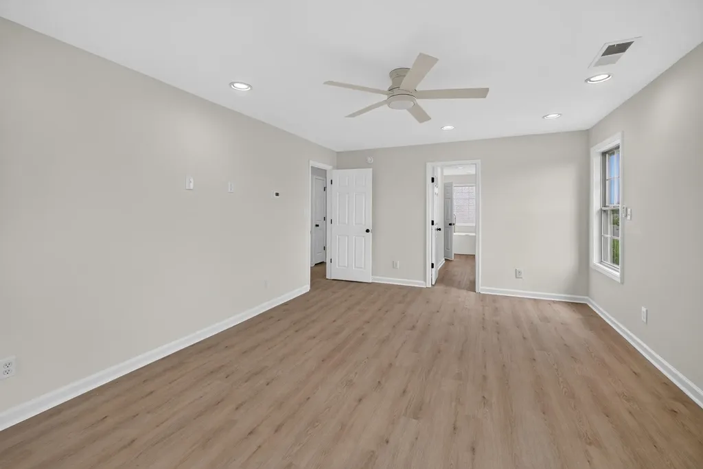 925 Winding Oak Trail Lexington KY 40511