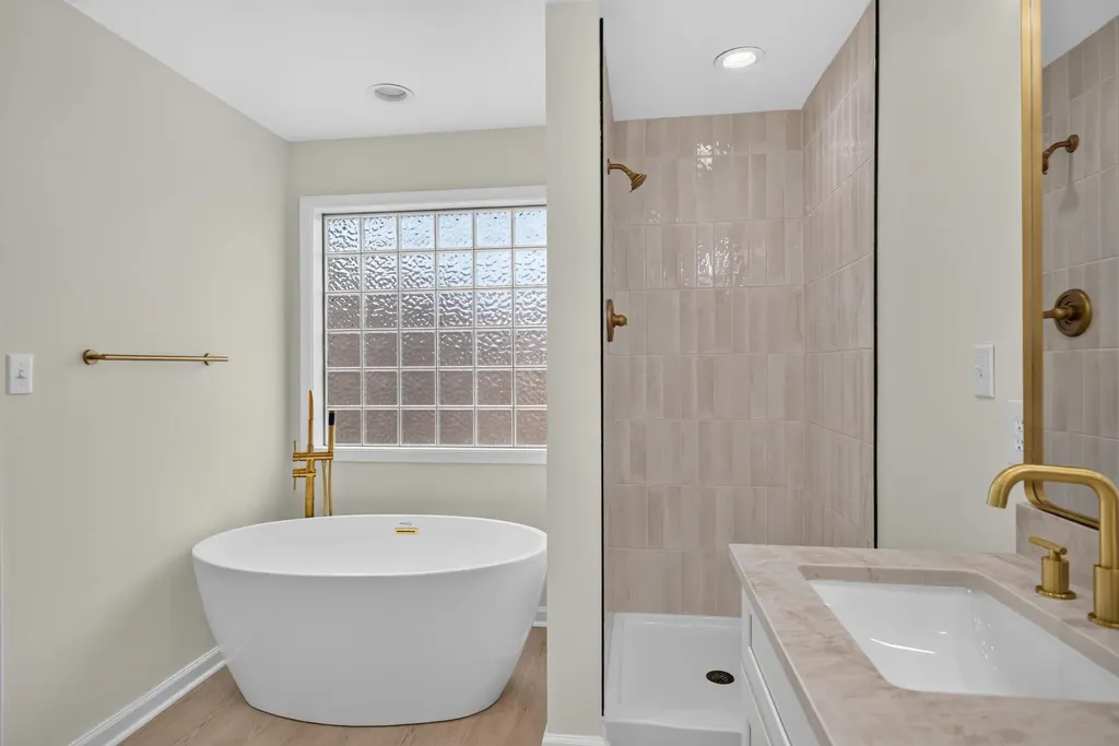 925 Winding Oak Trail Lexington KY 40511