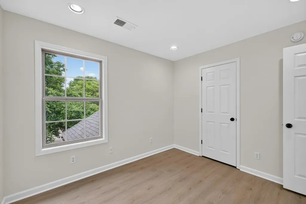 925 Winding Oak Trail Lexington KY 40511