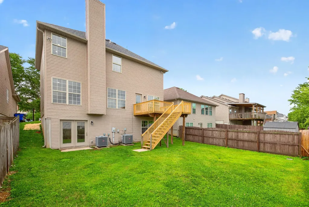 925 Winding Oak Trail Lexington KY 40511