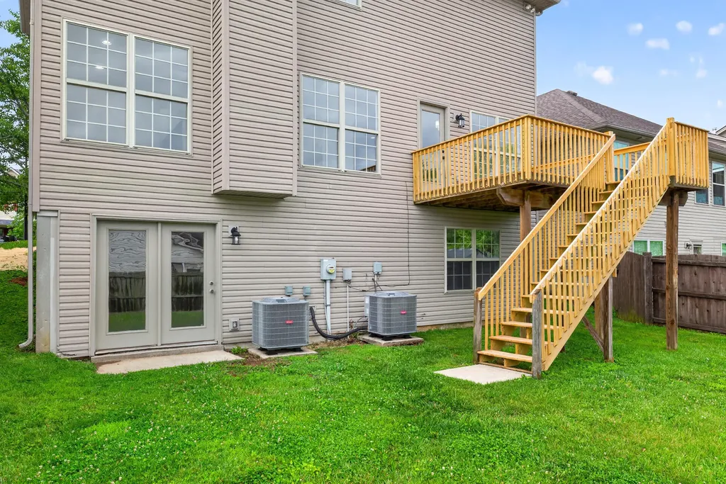 925 Winding Oak Trail Lexington KY 40511