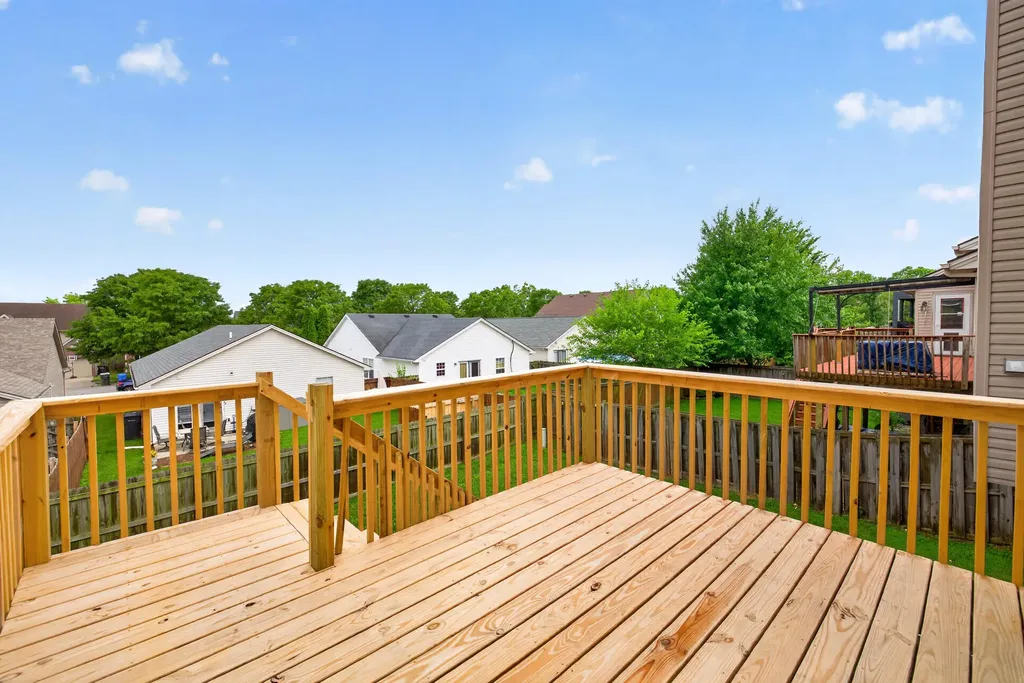 925 Winding Oak Trail Lexington KY 40511