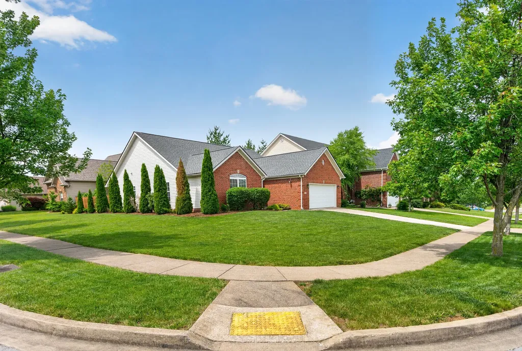 1208 Passage Mound Way Lexington KY 40509