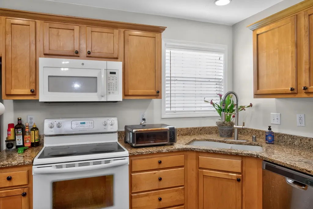 1208 Passage Mound Way Lexington KY 40509