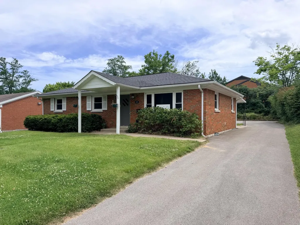 108 Dennis Drive Lexington KY 40503