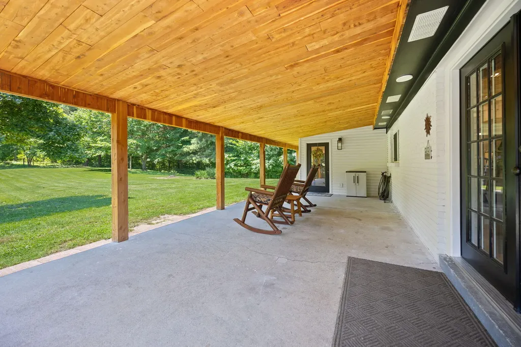 10710 Lebanon Road Parksville KY 40464