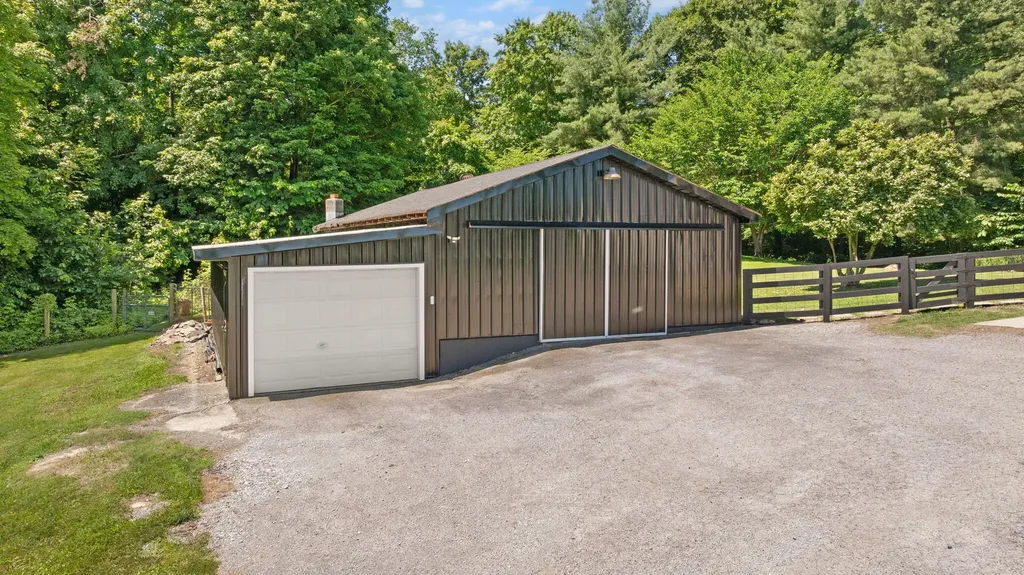 10710 Lebanon Road Parksville KY 40464