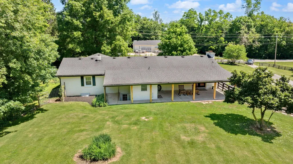 10710 Lebanon Road Parksville KY 40464
