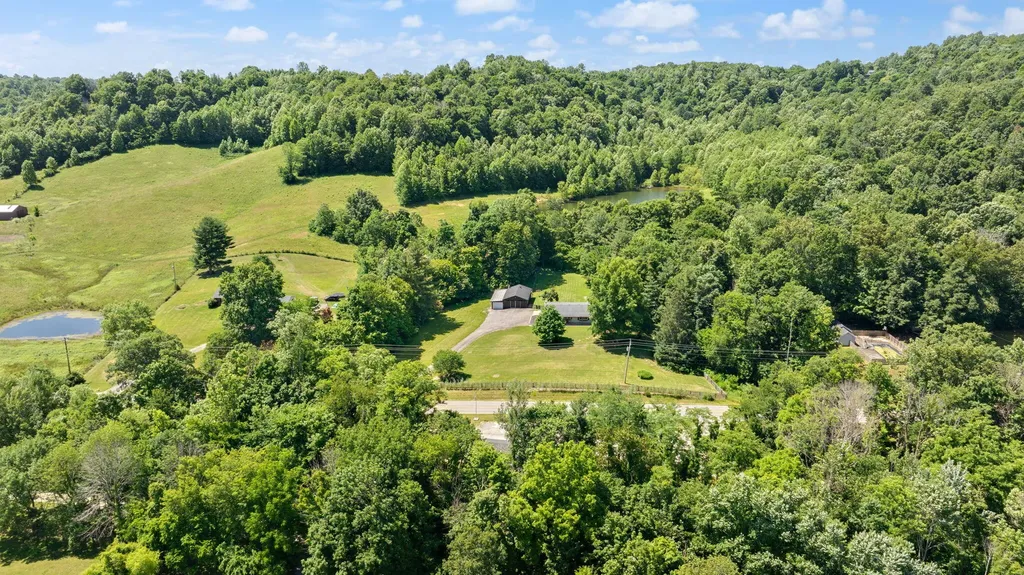 10710 Lebanon Road Parksville KY 40464
