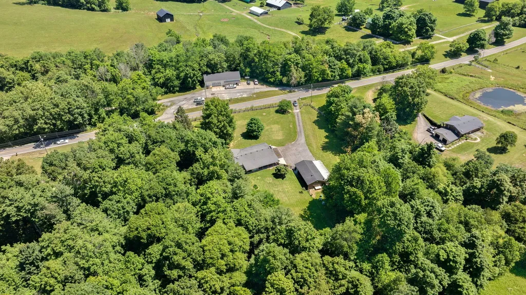 10710 Lebanon Road Parksville KY 40464