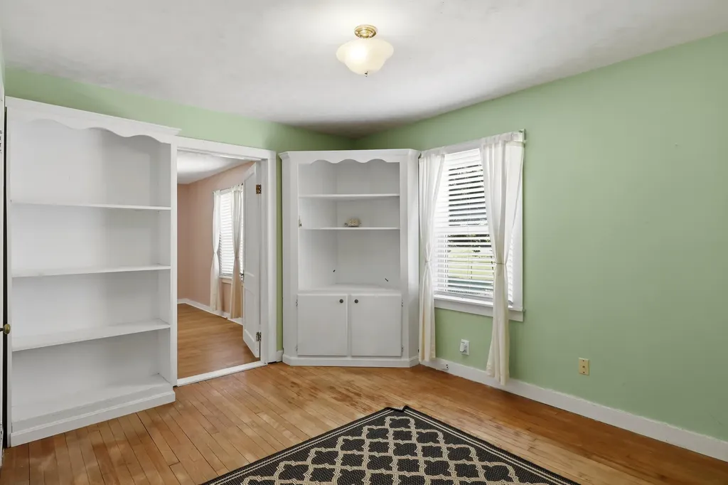 319 W High Street Springfield KY 40069