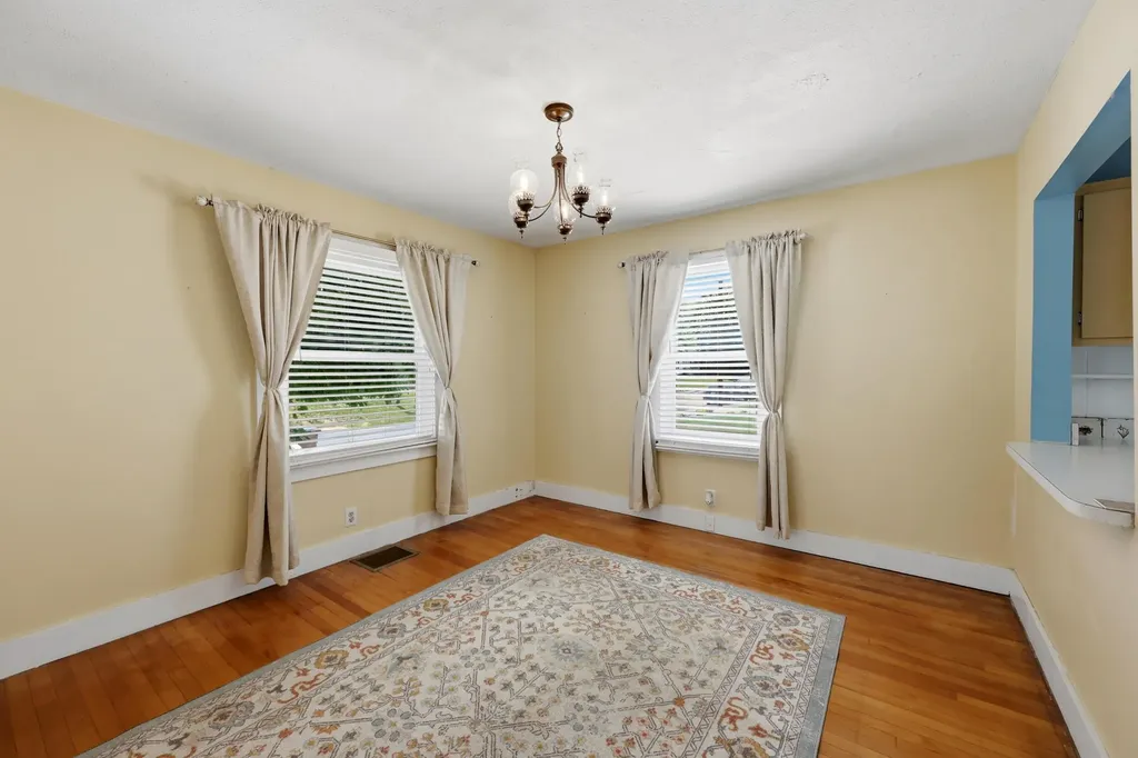 319 W High Street Springfield KY 40069