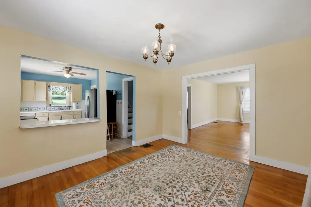 319 W High Street Springfield KY 40069