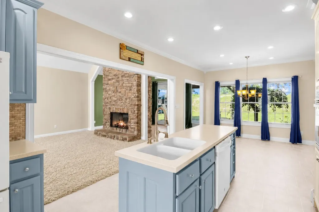 282 Canyon Drive London KY 40741