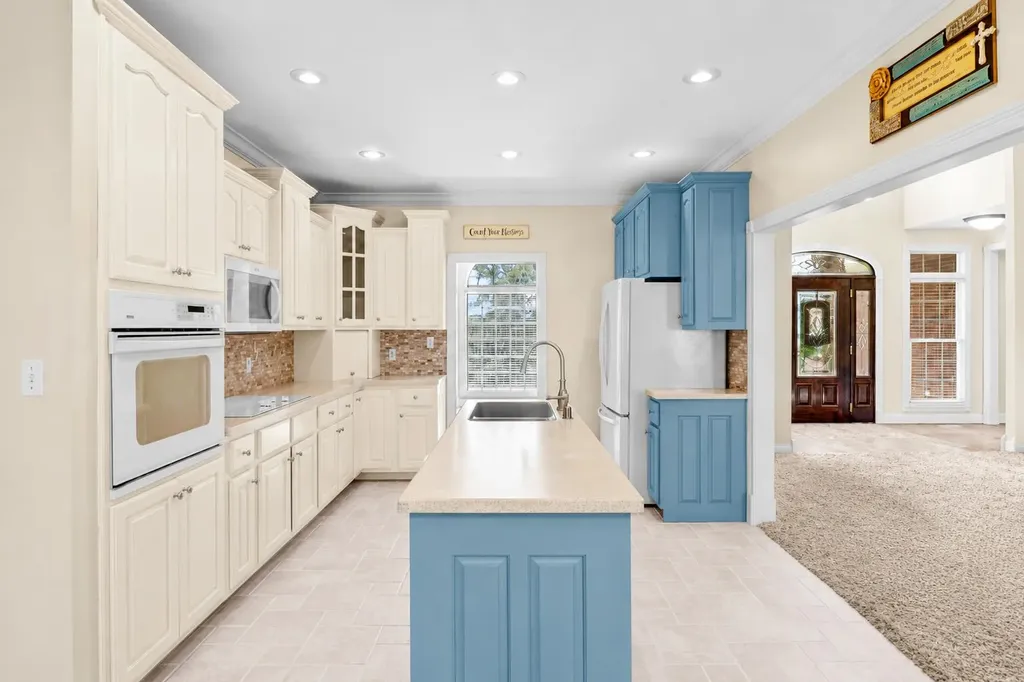 282 Canyon Drive London KY 40741