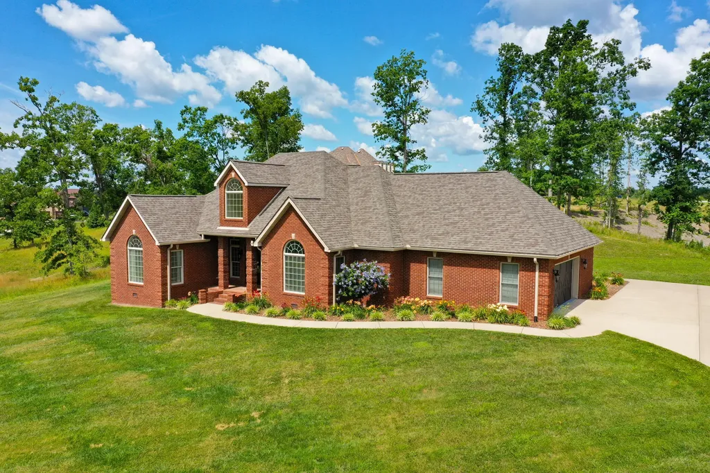 282 Canyon Drive London KY 40741