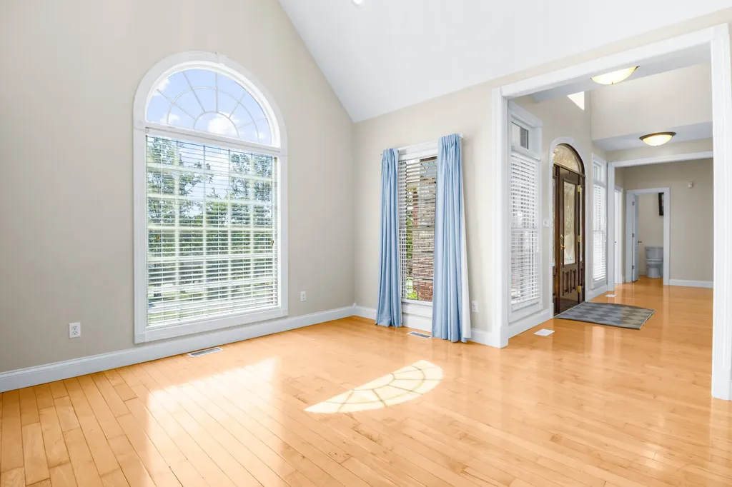 282 Canyon Drive London KY 40741